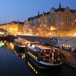 Boat Matylda 4*, Prag Tjeckien
